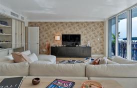 2 odalılar kondominyumda daireler 140 m² Miami'de, Amerika Birleşik Devletleri. $550,000