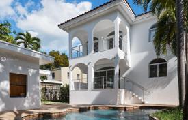 Villa – Miami sahili, Florida, Amerika Birleşik Devletleri. $2,250,000
