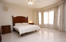 5 odalılar villa Estepona'da, İspanya. 2,500 € haftalık