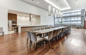 1 odalılar daire Lake Shore Boulevard West'da, Kanada. C$739,000