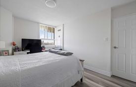 6 odalılar daire Etobicoke'de, Kanada. C$722,000