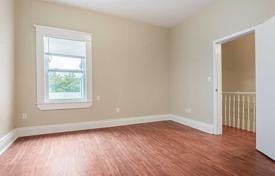 11 odalılar konak Old Toronto'da, Kanada. C$2,108,000