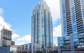 2 odalılar daire Yonge Street'da, Kanada. C$898,000