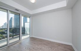 5 odalılar daire Etobicoke'de, Kanada. C$967,000