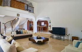 4 odalılar daire 1000 m² Girne'de, Kıbrıs. 1,417,000 €