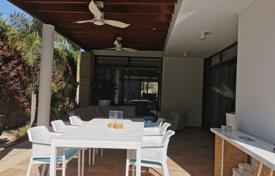 4 odalılar yazlık ev 235 m² Agios Athanasios (Cyprus)'da, Kıbrıs. 1,650,000 €
