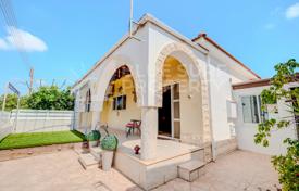 2 odalılar konak Frenaros'da, Kıbrıs. 225,000 €