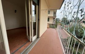 2 odalılar daire 232 m² Floransa'da, İtalya. 820,000 €