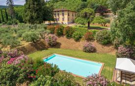 16 odalılar villa Capannori'de, İtalya. 2,600,000 €