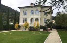 Villa – Salò, Lombardiya, İtalya. 7,000,000 €
