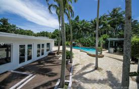 Villa – Pinecrest, Florida, Amerika Birleşik Devletleri. $1,000,000