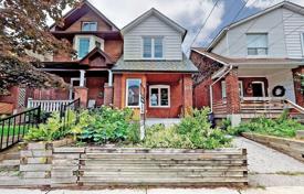 Şehir içinde müstakil ev – East York, Toronto, Ontario,  Kanada. C$1,037,000