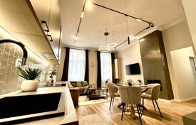 4 odalılar daire 93 m² District VII (Erzsébetváros)'da, Macaristan. 495,000 €