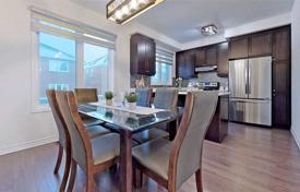 Konak – Scarborough, Toronto, Ontario,  Kanada. C$1,261,000