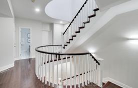 9 odalılar konak Old Toronto'da, Kanada. C$2,684,000
