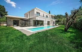 4 odalılar villa 400 m² Mougins'de, Fransa. 2,990,000 €