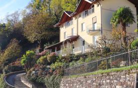 4 odalılar villa 450 m² Como Gölü'nde, İtalya. 1,950,000 €