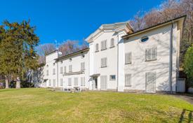 25 odalılar villa Villa di Serio'da, İtalya. Price on request