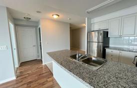7 odalılar daire Etobicoke'de, Kanada. C$790,000