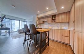 1 odalılar daire Bathurst Street'da, Kanada. C$838,000