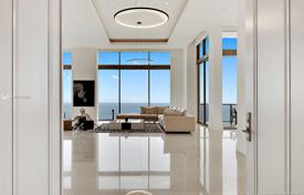 Sıfır daire – Collins Avenue, Miami, Florida,  Amerika Birleşik Devletleri. $15,500,000