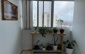 7 odalılar daire North York'da, Kanada. C$842,000