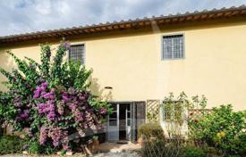 4 odalılar villa 300 m² Vecchiano'da, İtalya. 920,000 €