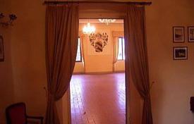 5 odalılar villa 1200 m² Arezzo'da, İtalya. 1,500,000 €