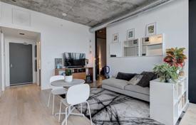 2 odalılar daire Bayview Avenue'de, Kanada. C$783,000