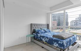 6 odalılar daire Etobicoke'de, Kanada. C$938,000