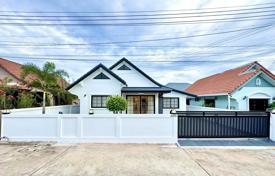3 odalılar villa 200 m² Pattaya'da, Tayland. $179,000