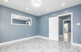 7 odalılar şehir içinde müstakil ev Scarborough'da, Kanada. C$2,235,000