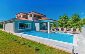 5 odalılar şehir içinde müstakil ev 270 m² Labin'da, Hırvatistan. 500,000 €