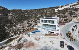 8 odalılar yazlık ev 737 m² Agios Tychonas'da, Kıbrıs. 6,000,000 €