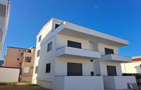 3 odalılar daire 93 m² Pag'da, Hırvatistan. 350,000 €