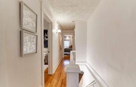 4 odalılar konak Old Toronto'da, Kanada. C$1,714,000