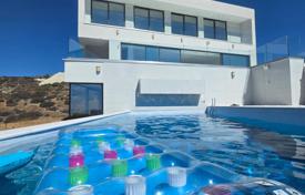 7 odalılar villa 737 m² Agios Tychonas'da, Kıbrıs. 6,000,000 €