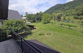 5 odalılar yazlık ev 211 m² Bled'da, Slovenya. 595,000 €