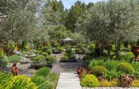 6 odalılar villa Draguignan'da, Fransa. 1,980,000 €
