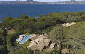 8 odalılar villa Saint-Tropez'de, Fransa. 27,000,000 €