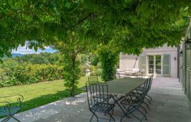 5 odalılar villa Mougins'de, Fransa. 12,500 € haftalık