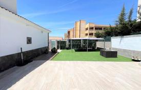 Villa – Torrevieja, Valencia, İspanya. 399,000 €