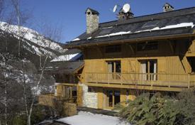 9 odalılar dağ evi Meribel'da, Fransa. 32,600 € haftalık