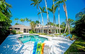Villa – Pinecrest, Florida, Amerika Birleşik Devletleri. 1,236,000 €