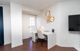 6 odalılar daire Etobicoke'de, Kanada. C$765,000