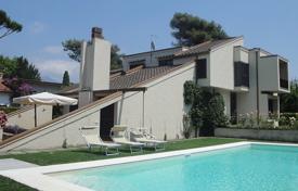 Villa – Forte dei Marmi, Toskana, İtalya. 9,000 € haftalık