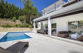 4 odalılar villa 300 m² Marbella'da, İspanya. 1,950,000 €