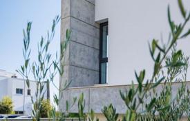 5 odalılar yazlık ev 540 m² Agios Tychonas'da, Kıbrıs. 3,500,000 €