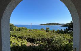 3 odalılar villa Administration of the Peloponnese, Western Greece and the Ionian Islands'da, Yunanistan. 3,200,000 €