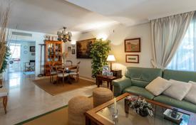 2 odalılar daire 145 m² Estepona'da, İspanya. 640,000 €